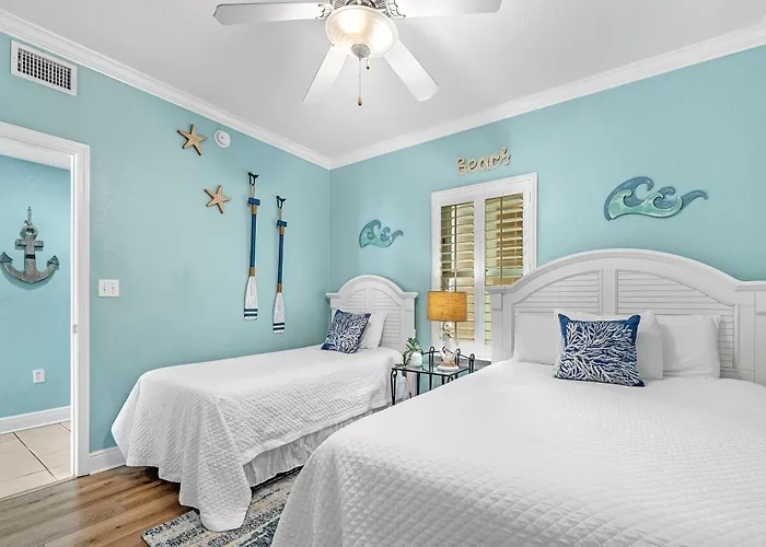 Crystal Shores West Unit 705 Holiday home *