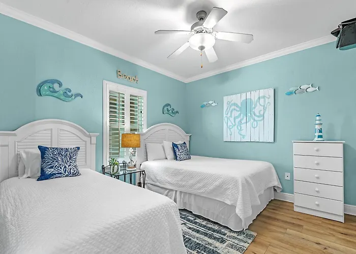 Crystal Shores West Unit 705 Holiday home *