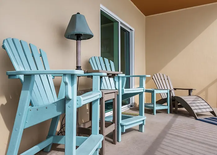 Crystal Shores West Unit 705